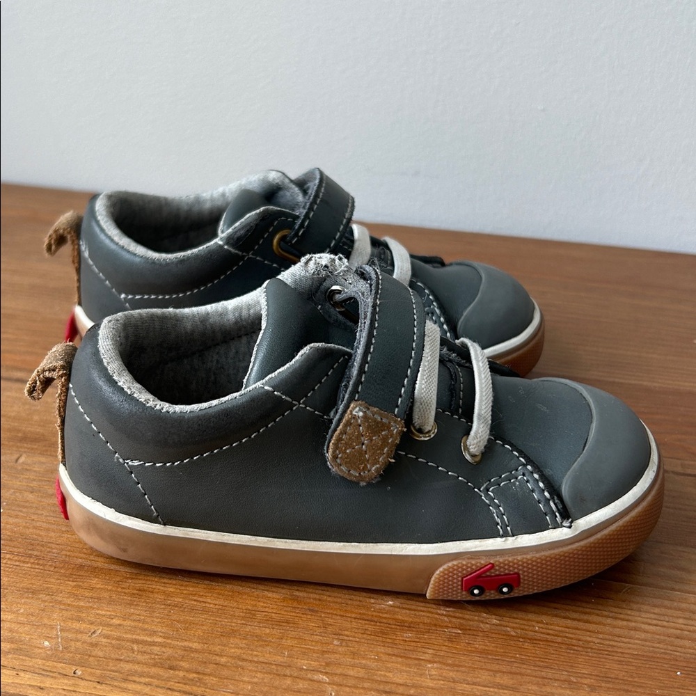 See Kai Run grey Velcro Leather size toddler 8 boys
